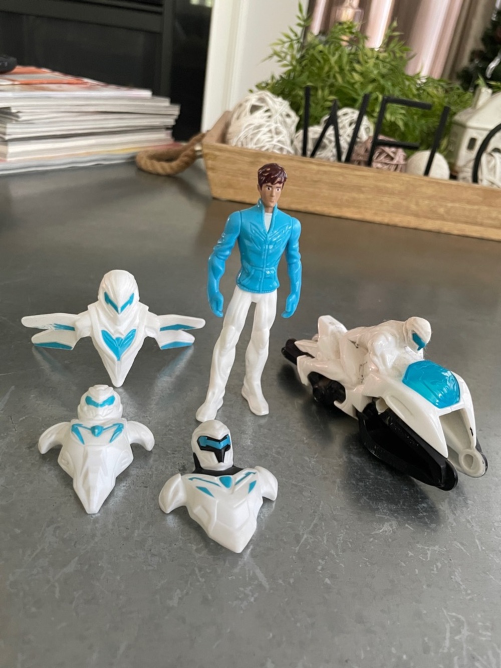 Max Steel Figurines